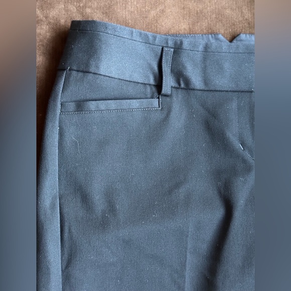 Express Columnist Slim Fit Black Straight Mid Ride Small Sealed Pockets Sz 2P - Picture 4 of 12